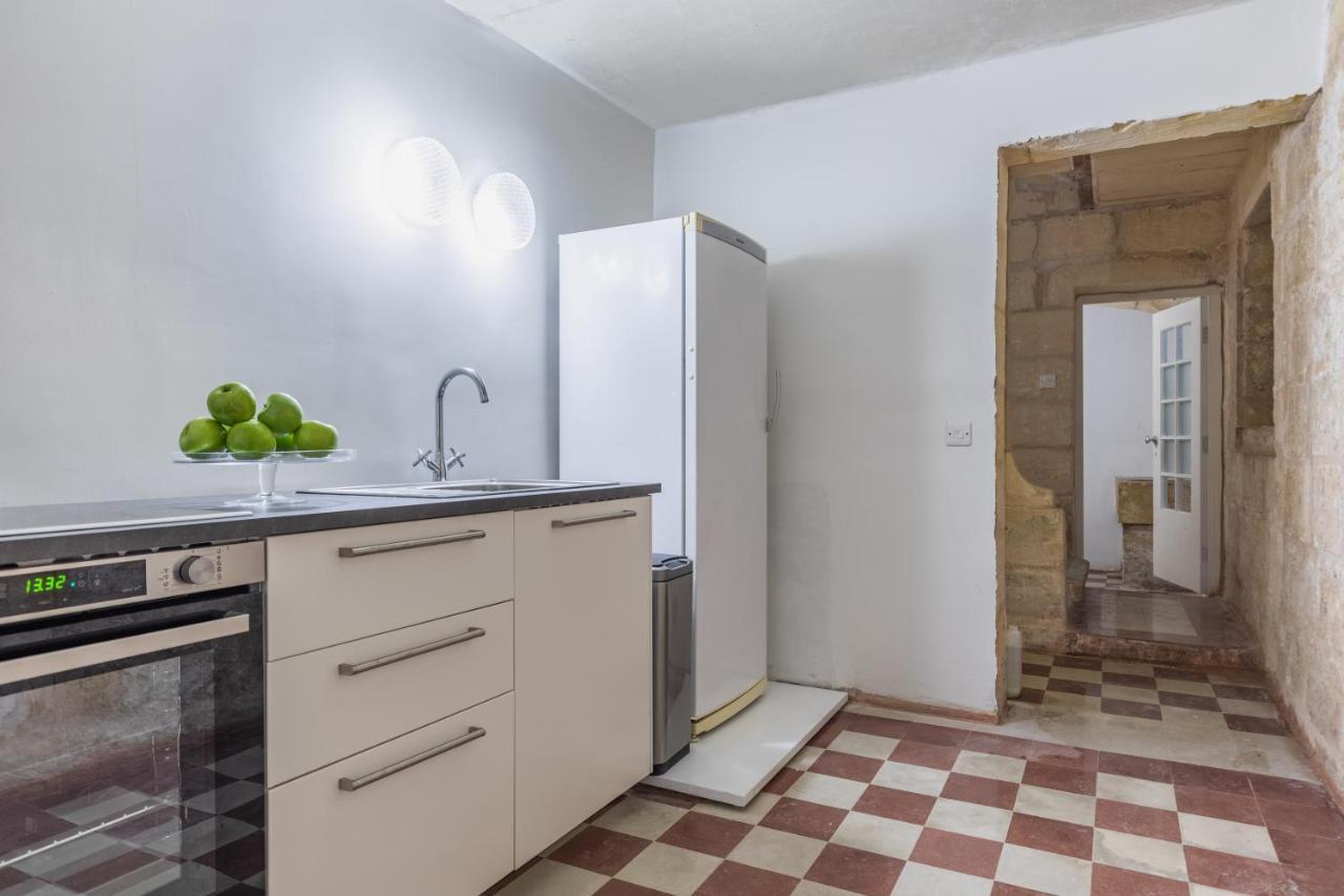 Stylish Retro Suites Флориана Экстерьер фото