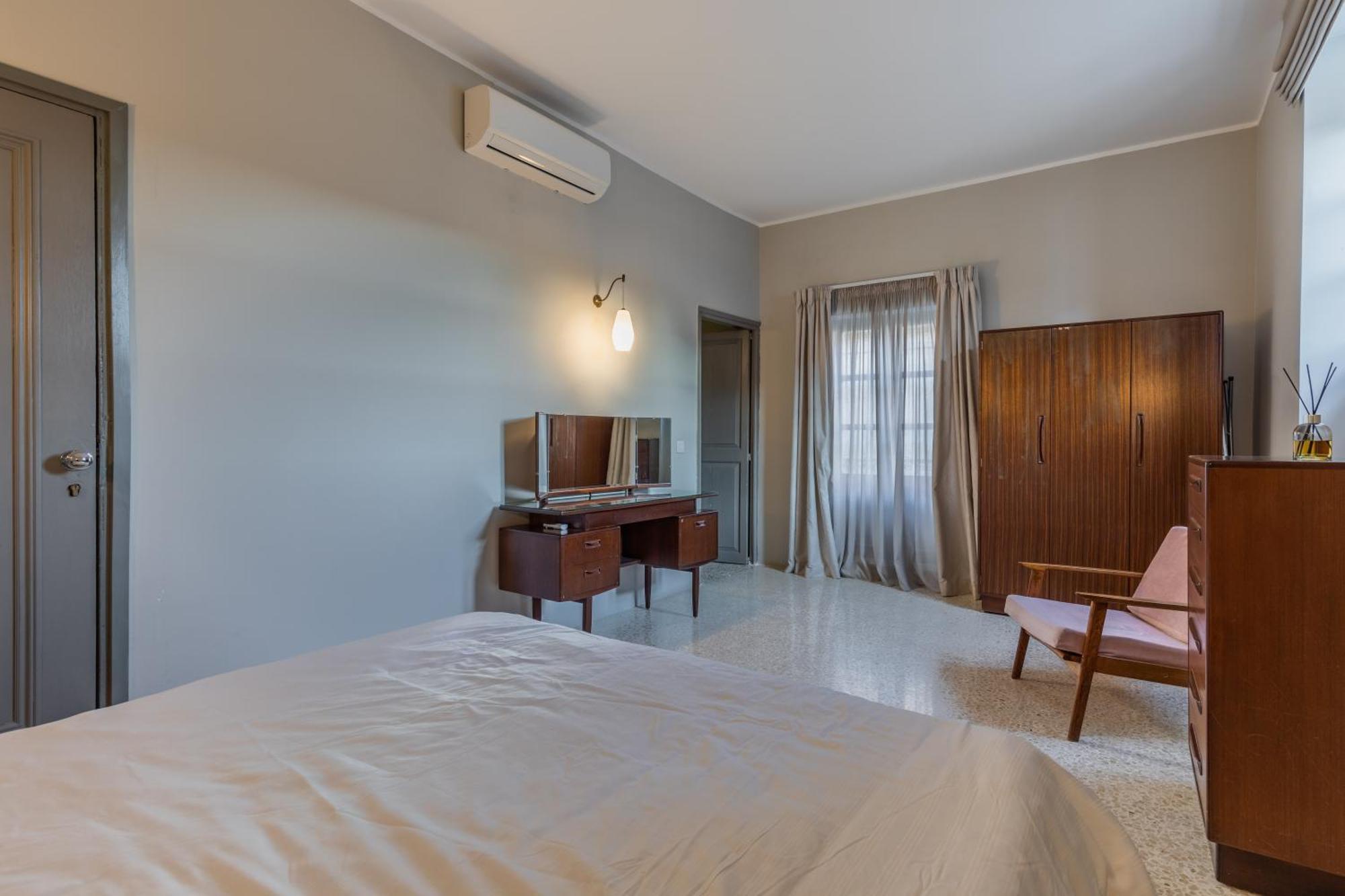 Stylish Retro Suites Флориана Экстерьер фото
